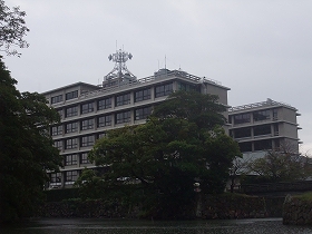 島根県庁